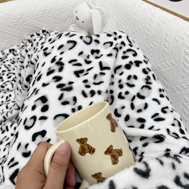 ins小豹纹毯子外贸午睡休闲毯学生宿舍披肩盖毯办公室盖腿小毛毯,淘宝优惠券,粉丝福利购,淘宝优惠卷