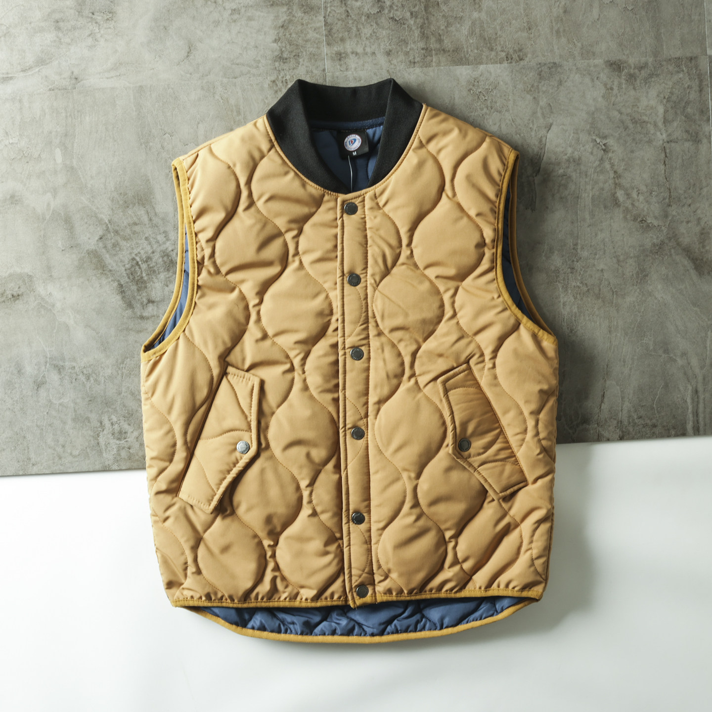 大厂订单 ！情侣款秋冬男女户外山系无领绗缝夹棉保暖棉背心马甲,淘宝优惠券,粉丝福利购,淘宝优惠卷