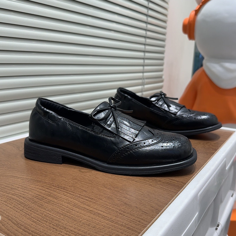 英伦风复古雕花布洛克鞋女2026春季新黑色系带圆头百搭平底乐福鞋,淘宝优惠券,粉丝福利购,淘宝优惠卷