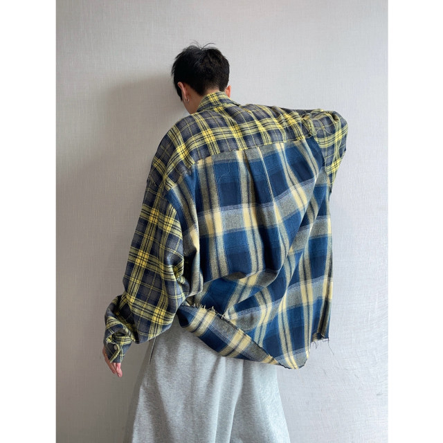 Dannyandzee spring retro handsome loose yellow and blue plaid splicing raw edge loose long-sleeved shirt for men INS
