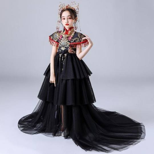 霸气国潮复古儿童走秀演出服中国风连衣裙拖尾礼服女童旗袍裙唐装
