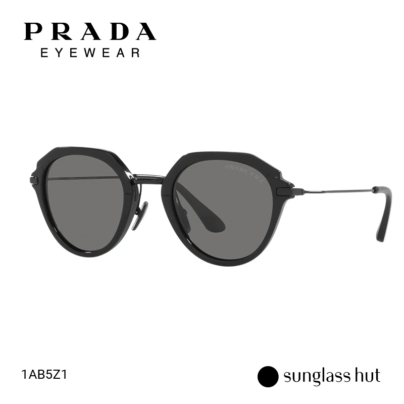 Модные солнцезащитные очки Prada