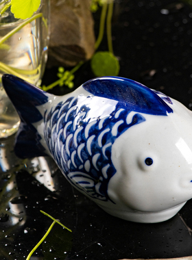 雨彤陶瓷小摆件【鱼游世界】青花鱼 水中可漂浮桌面装饰品可爱