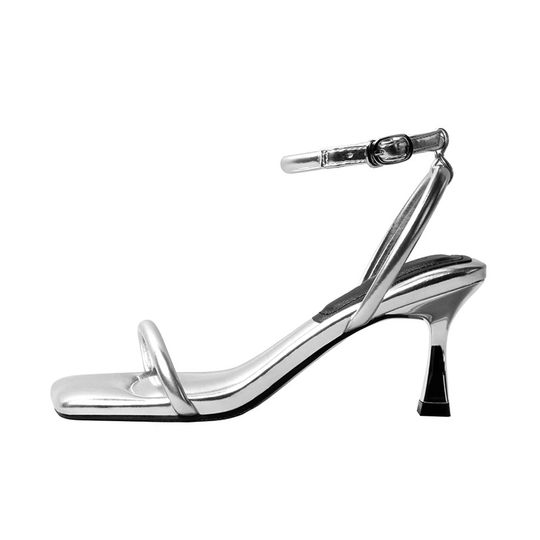 High-looking silver high-heeled shoes for women, stiletto heels, summer skirts, French-style strappy Roman sandals for women that feel like they are stepping on shit