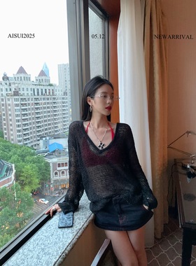 少女CEO黑色复古十字架花朵项链女简约气质长款百搭毛衣链颈链