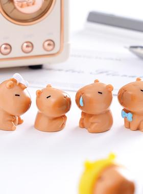 创意雨衣卡皮巴拉水豚公仔萌粒 diy装饰品盲袋配件车载桌面小摆件