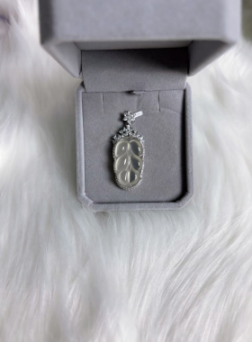 即视感天然水沫玉 金枝玉叶重工豪镶。 新中式项链