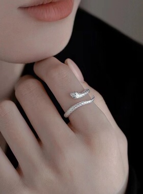 灵蛇开口镂空轻奢女戒新款