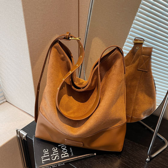 Suede tote bag large capacity shoulder commuter bag