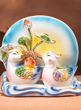 描金陶瓷孔雀鸳鸯喜鹊招财摆件婚房客厅电视柜装饰品闺蜜结婚礼品