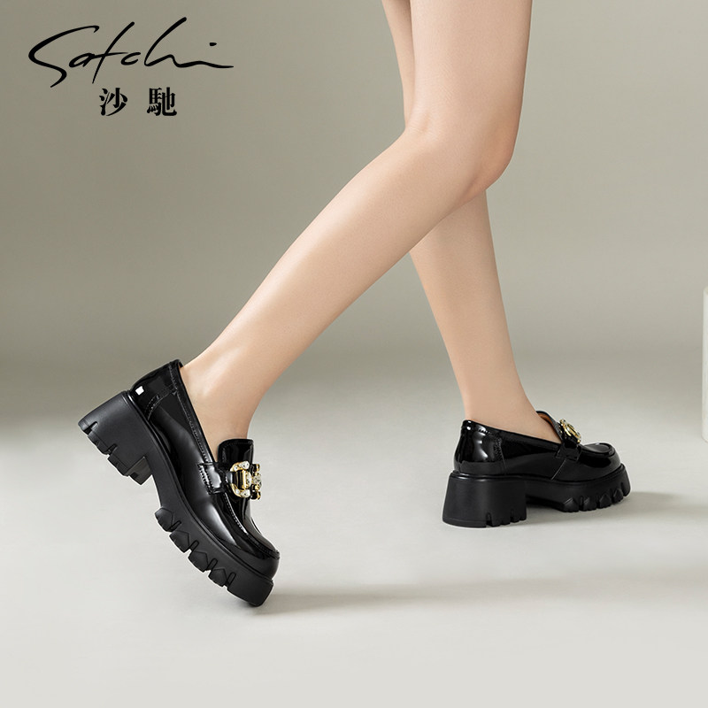 沙驰女鞋厚底乐福鞋女单鞋2026年春季新款水晶马衔扣粗高跟深口鞋,淘宝优惠券,粉丝福利购,淘宝优惠卷