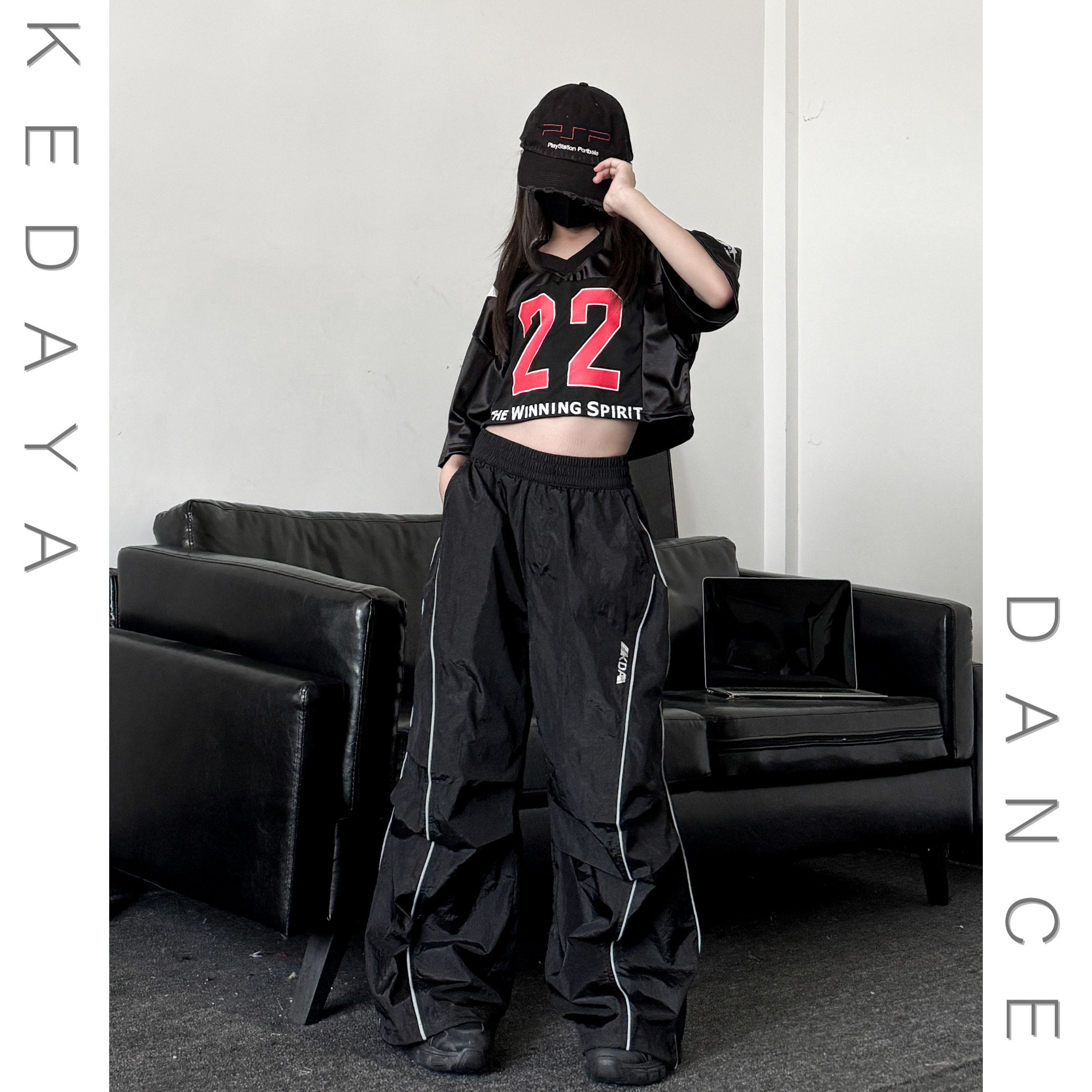 2025春夏新款女童美式露脐短球衣反光冲锋裤少儿爵士舞演出服套装,淘宝优惠券,粉丝福利购,淘宝优惠卷