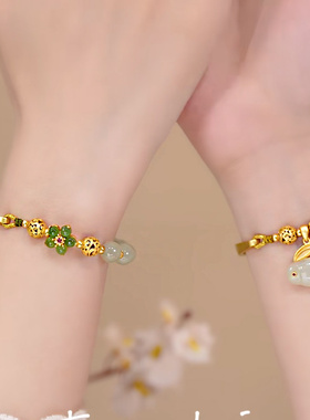 天然和田玉轻奢时尚玉石手链半镯