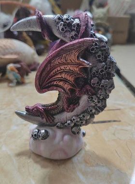 飞龙树脂摆件哥特骷髅摆件树脂小骷髅头装饰月亮摆件龙雕像雕塑