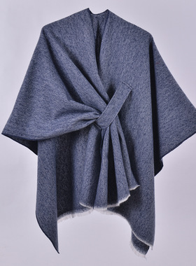 Fashionableknittedshawlwit