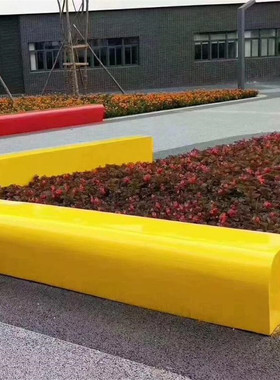 休闲椅商业风美陈园林花盆定制