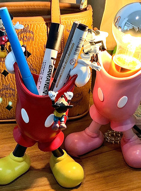 老鼠提裤子手捧花玫瑰收纳可爱电视柜装饰品玩偶桌面摆件提裤衩