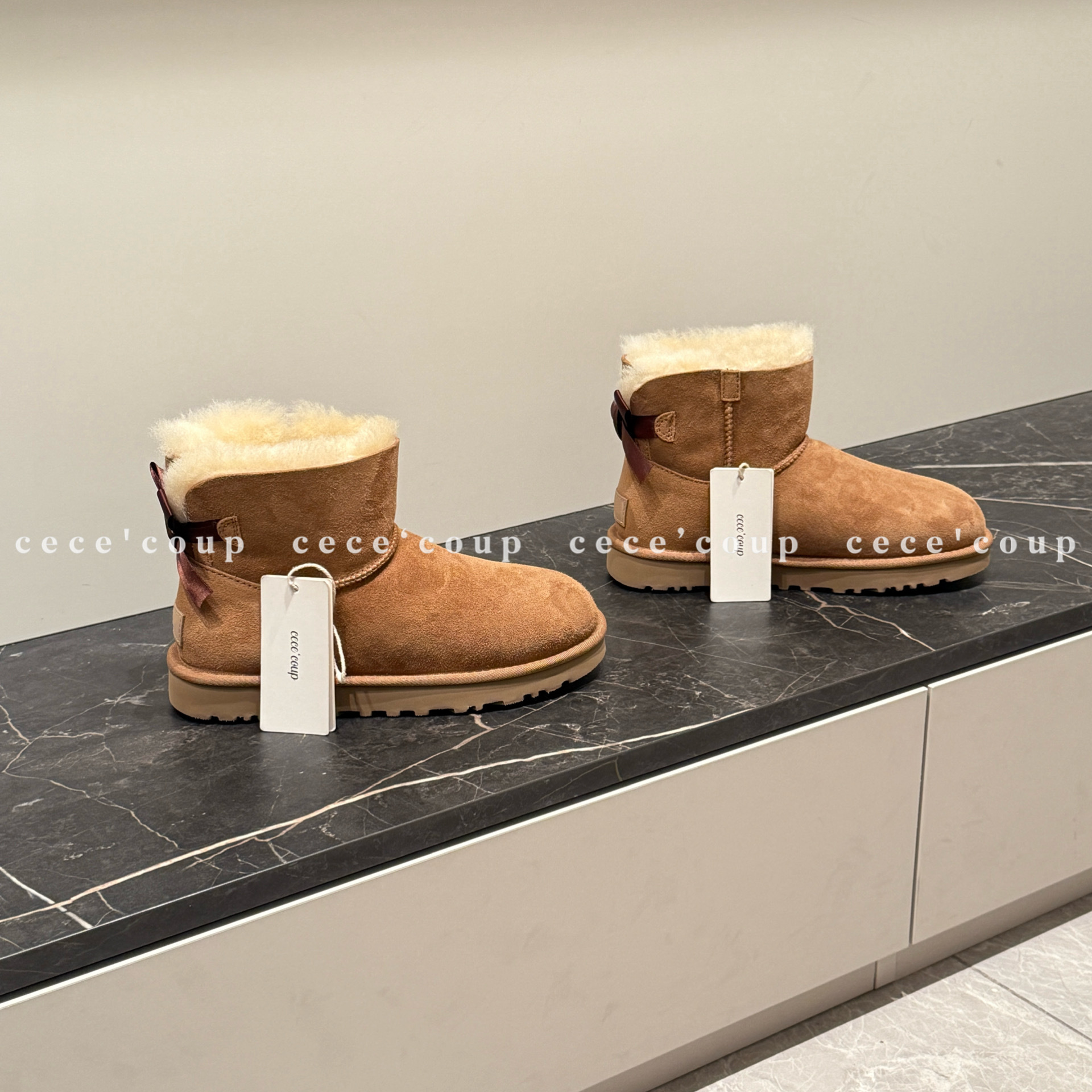 cece coup 挖到宝了！09/08 新品 25FW 羊皮毛一体蝴蝶结雪地靴女 - 图0