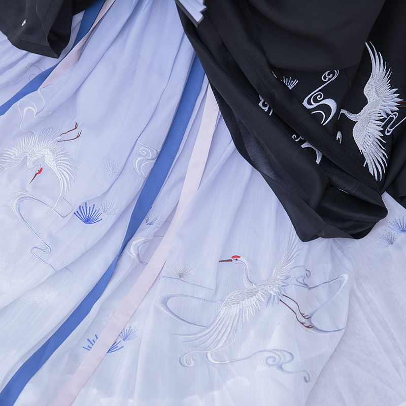 重回汉唐旗舰店重回汉唐鹤夜原创正品汉服齐胸襦裙5米大摆重工刺绣渐变女装夏季2