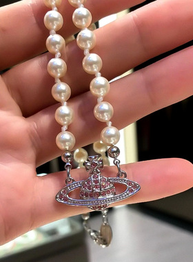 土星珍珠项链女粉色锁骨链镶钻宇宙星球短款吊坠choker叠戴颈链