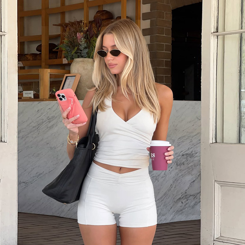 H家欧美女装 街头ins风健身运动套装交叉V领挂脖吊带+弹力短裤女,淘宝优惠券,粉丝福利购,淘宝优惠卷