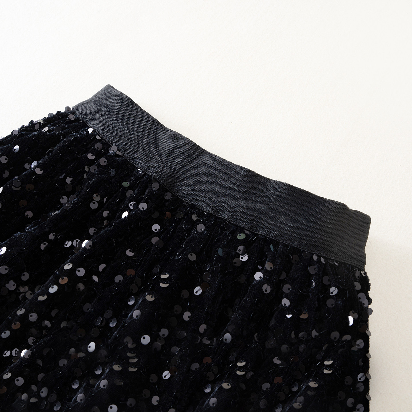 女童亮片半身裙冬季新款黑色长款半裙儿童百褶裙修身显瘦丝绒裙子,淘宝优惠券,粉丝福利购,淘宝优惠卷