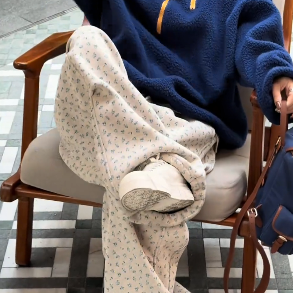 杏色碎花加绒抽绳松紧腰休闲卫裤女冬季新款时尚宽松显瘦阔腿长裤,淘宝优惠券,粉丝福利购,淘宝优惠卷