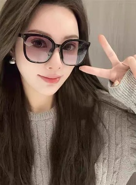 春秋新款可折叠太阳平光镜渐变潮流防紫外线开车旅游拍照时尚单品