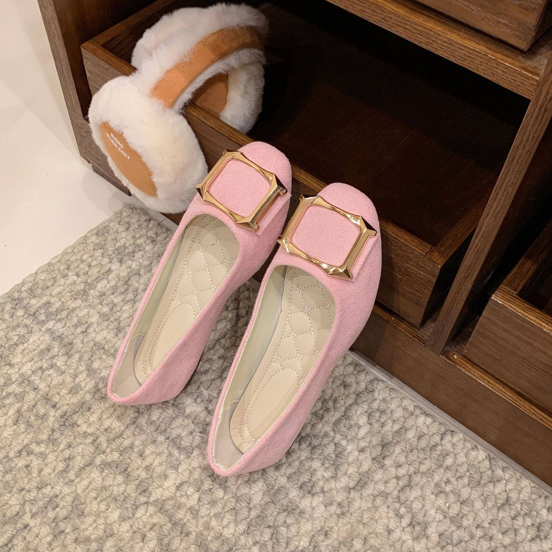 2026 shoes women大码女鞋春秋季新款方头装饰扣豆豆鞋休闲平底女,淘宝优惠券,粉丝福利购,淘宝优惠卷