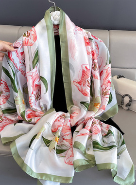 2026冬季薄款新丝缎沙滩巾防晒大披肩女百搭旅游拍照丝巾百搭围巾