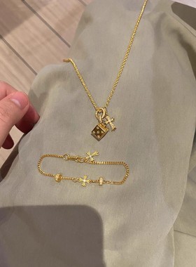 新中式方块骰子十字架吊坠项链