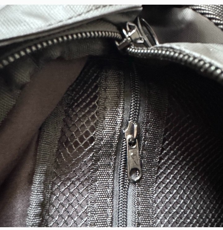 斜挎包2025明星同款学生运动背包大容量防水胸包格纹反光男女腰包,淘宝优惠券,粉丝福利购,淘宝优惠卷