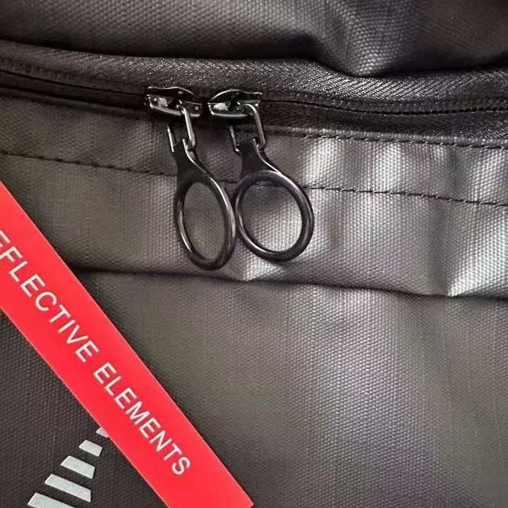 斜挎包2025明星同款学生运动背包大容量防水胸包格纹反光男女腰包,淘宝优惠券,粉丝福利购,淘宝优惠卷