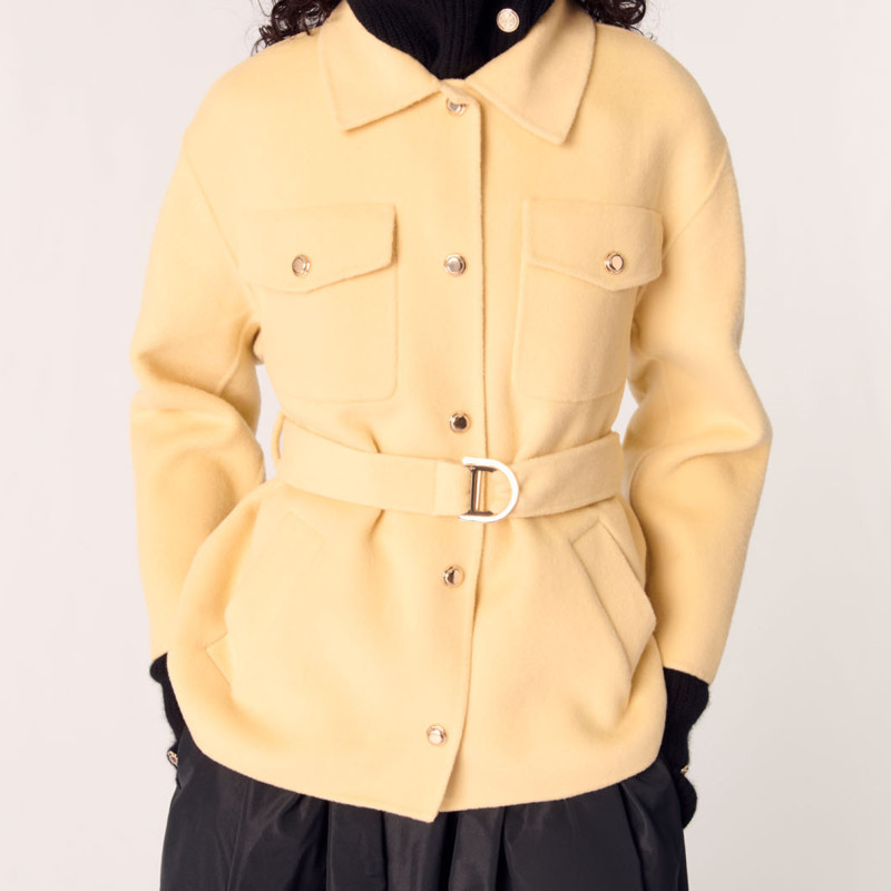 Maje2025春夏女装法式时尚羊毛混纺黄色系带收腰翻领短款毛呢外套,淘宝优惠券,粉丝福利购,淘宝优惠卷