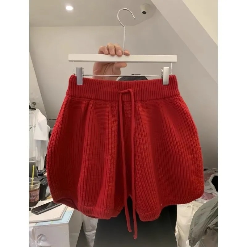 韩版简约百搭针织短裤女黑色大码胖MM300斤遮胯外穿毛线阔腿裤ins,淘宝优惠券,粉丝福利购,淘宝优惠卷