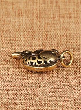 黄铜金鱼钥匙扣：复古生肖饰品