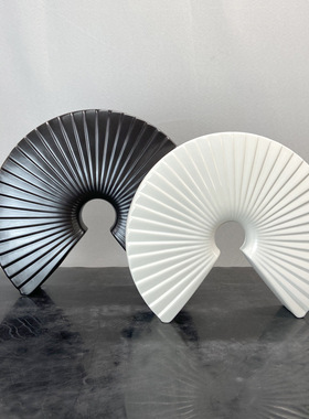 意式简约树脂扇形摆件客厅装饰创