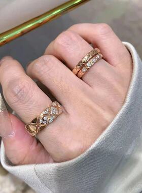 coco菱格纹戒指小香风男女食指环925纯银宽窄款时尚叠戴情侣对戒