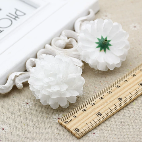 Симуляция тысячелетия мяч хризантемы шелк головы цветочни