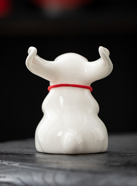 汽车内饰品摆件兔年生肖兔子车载