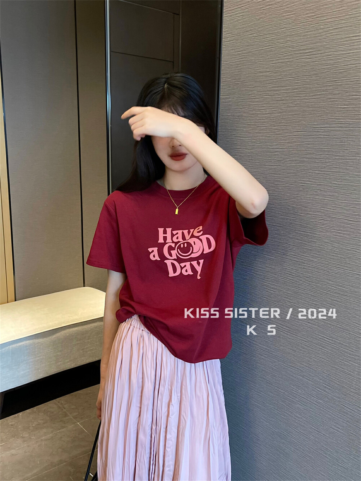 Kiss sister春季百搭笑脸印花短袖T恤女2024新款宽松休闲tee上衣 - 图0