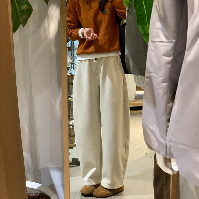 慵懒风休闲米白色弯刀裤女梨形遮胯显瘦大码胖mm运动镰刀阔腿裤子,淘宝优惠券,粉丝福利购,淘宝优惠卷