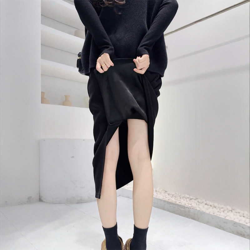 黑色加绒灯芯绒半身裙冬装中长款女直筒大码a字梨型身材遮胯裙子,淘宝优惠券,粉丝福利购,淘宝优惠卷