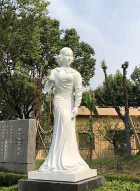 铸铜玻璃钢人物南丁格尔雕塑