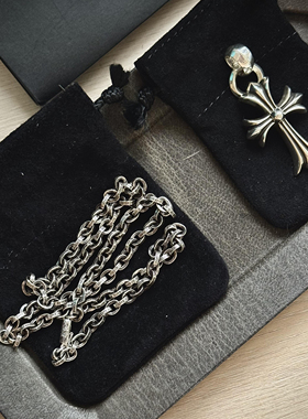 美国高校泰银骷髅人吊坠皮绳项链