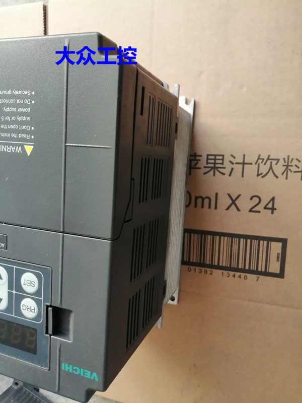 厂变频器AC60 15KW 380V AC60T31R5G2R2P 包好 可测试 实物图促 - 图0