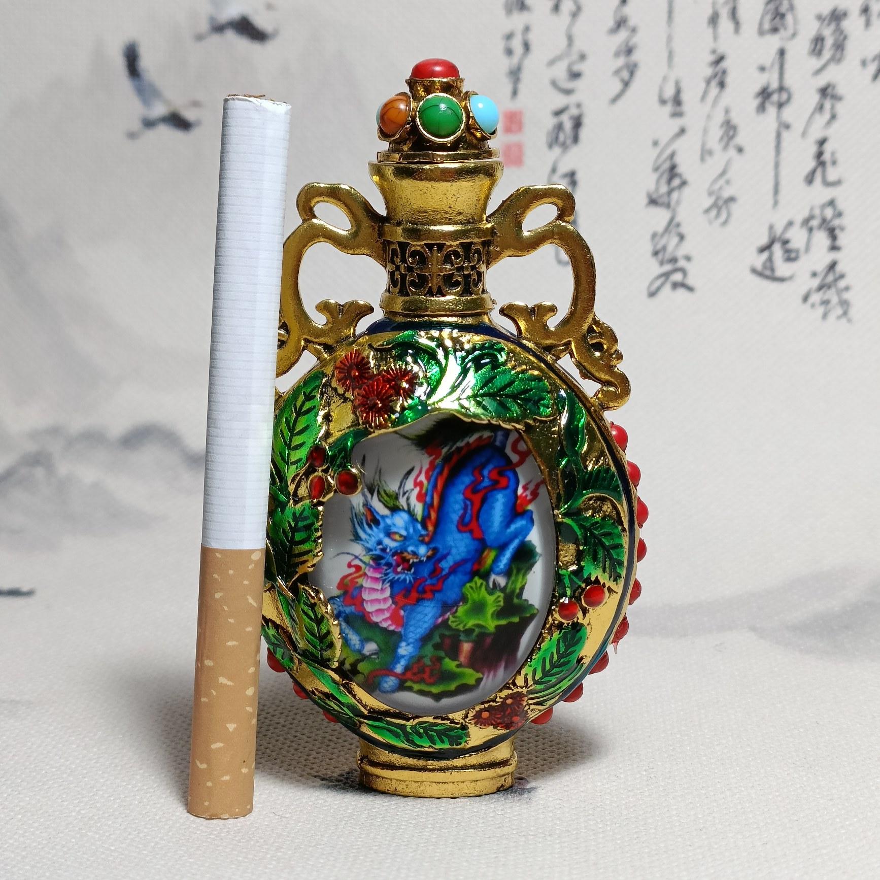 Antique Tibetan cloisonné unicorn luminous snuff bottle antique handicraft copper double-sided inner painting smoking set