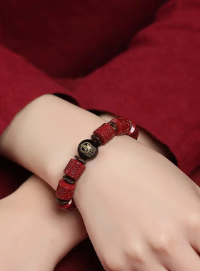 天然原矿朱砂手串守护神