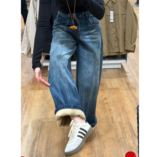 蓝色设计感小众弯刀牛仔裤女冬季大码胖mm高腰宽松加绒加厚阔腿裤,淘宝优惠券,粉丝福利购,淘宝优惠卷