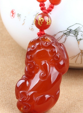红玛瑙貔貅本命年皮丘吊坠项链